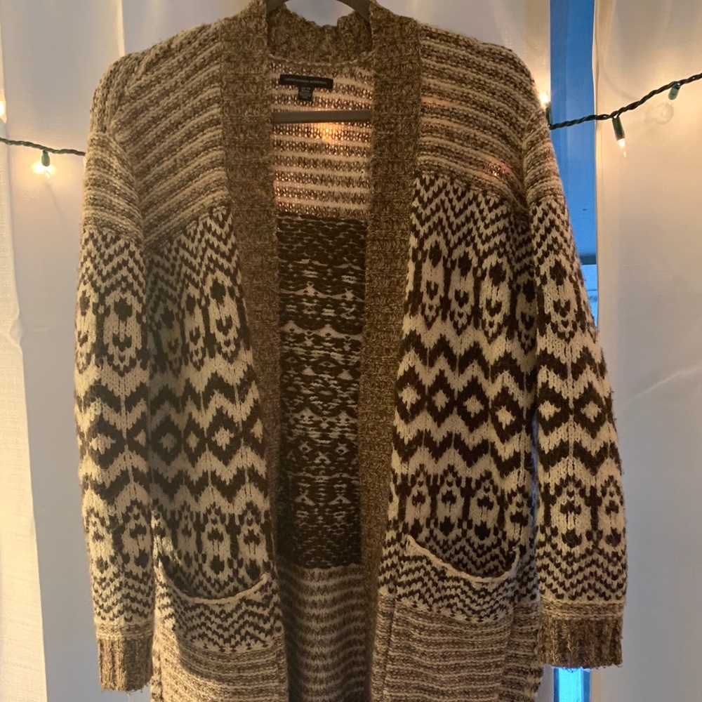 American eagle sweater